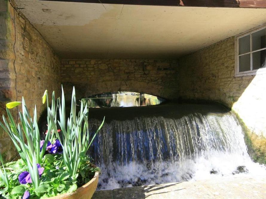 Villa Cider Press à Burford Extérieur photo
